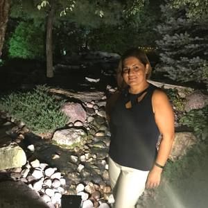 Meet your Posher, Gabriela